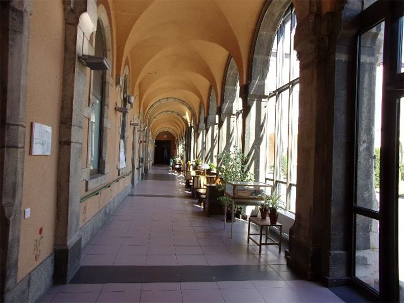Les espaces conviviaux de l'Ehpad Marcellin Champagnat-Le Montet au rez-de-chaussée et dans les étages.